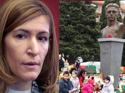 Потрес! Махат паметник на Васил Левски, пречел на туризма