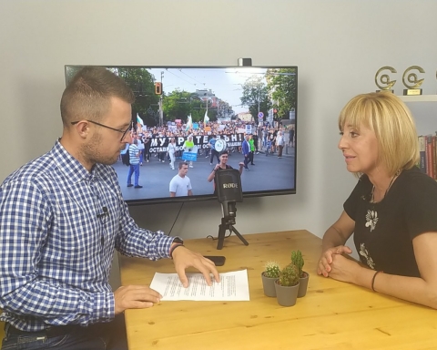 Манолова: Борисов ще се опита да постигне „Борисов-4“ с нечестни избори