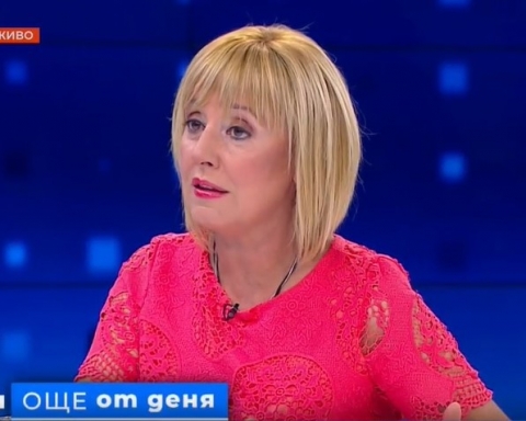 Манолова: Борисов се превърна в модела „Орешарски-2“ в опит да спаси властта си