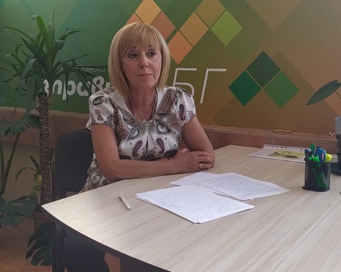 Манолова: С промените в кабинета Борисов сформира коалиция срещу гражданите