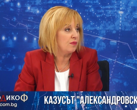 Манолова: Държавата мачка бизнеси, вместо да ги подкрепи