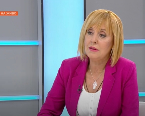 Манолова: Ангажиментът ни е преизчисляване на всички пенсии