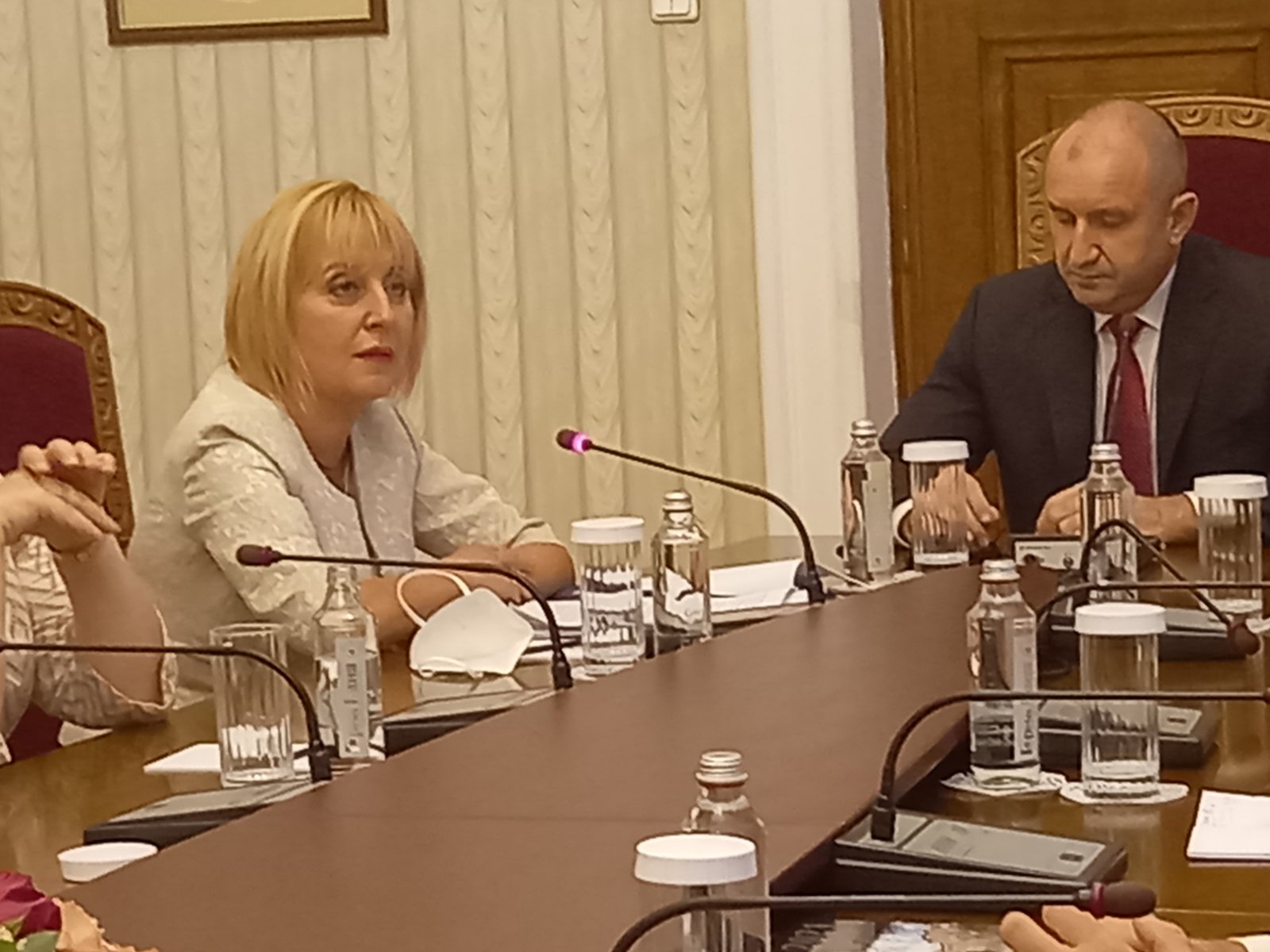 Мая Манолова: Ще положим всички усилия третият мандат да бъде реализиран