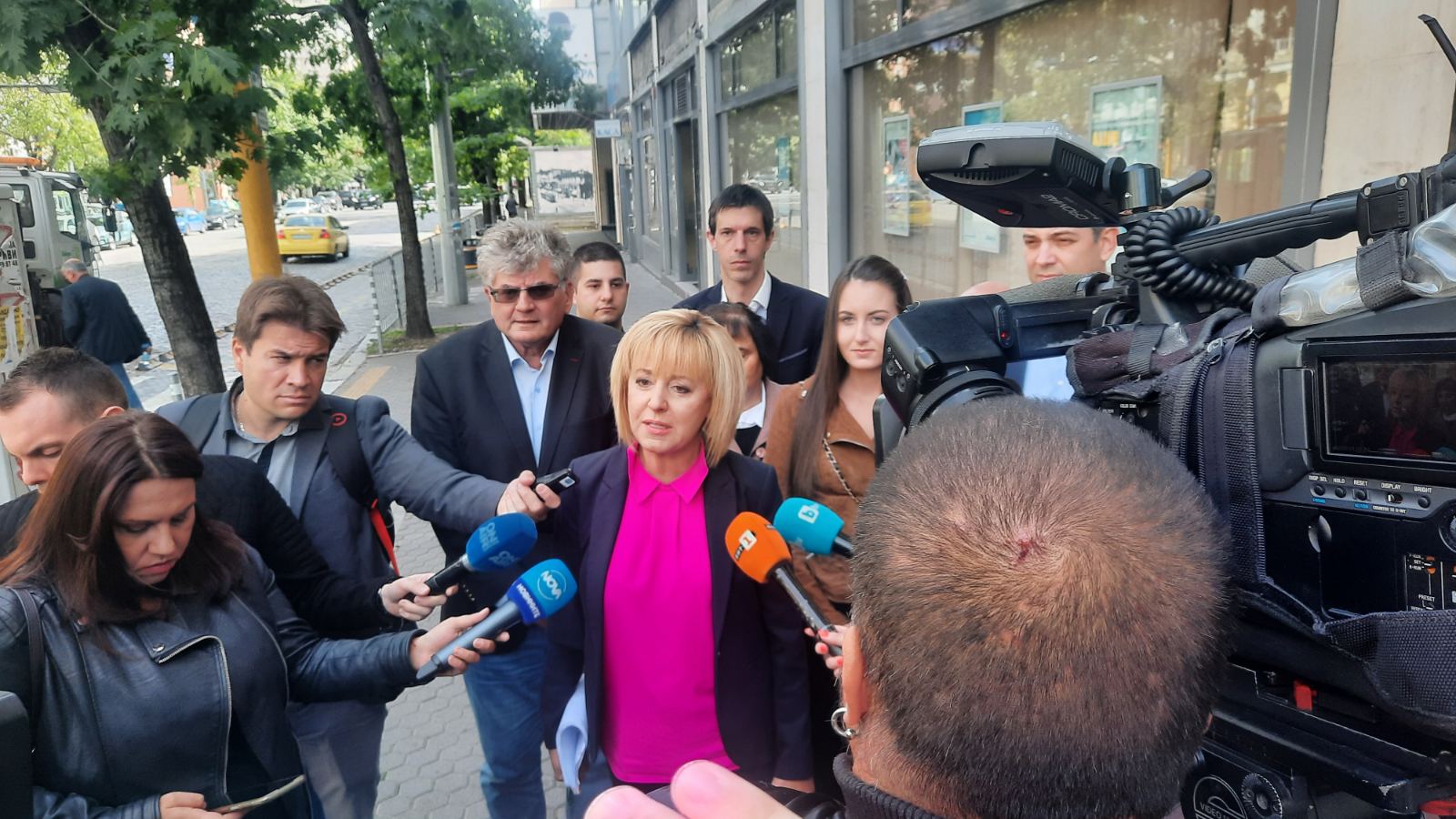 Мая Манолова: Да има и арести, ако е необходимо, заради спекулативното увеличение на цената на тока