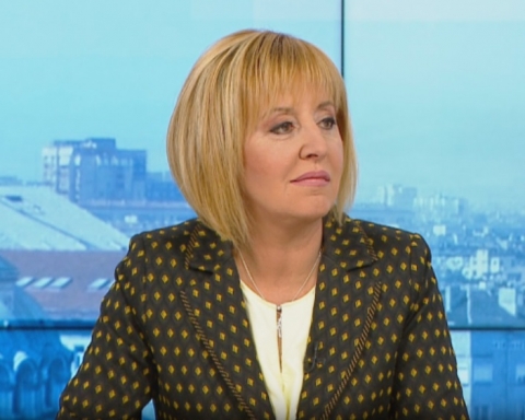 Манолова: Имаме 33 антикризисни мерки за подкрепа на бизнеса и домакинствата за по-скъпия ток
