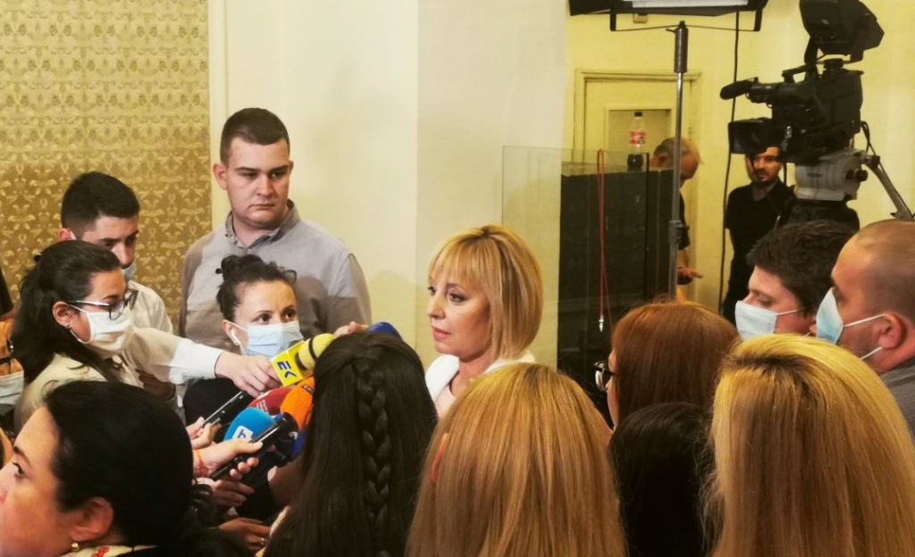 Манолова: Няма да подкрепим управление с ГЕРБ и ДПС и не преговаряме с тях