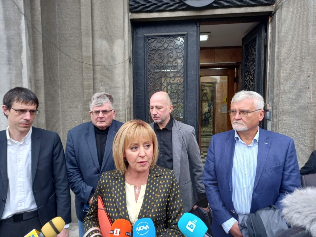 Манолова: Ще бъдем парламентарен омбудсман, който да се грижи за всяка фирма и домакинство