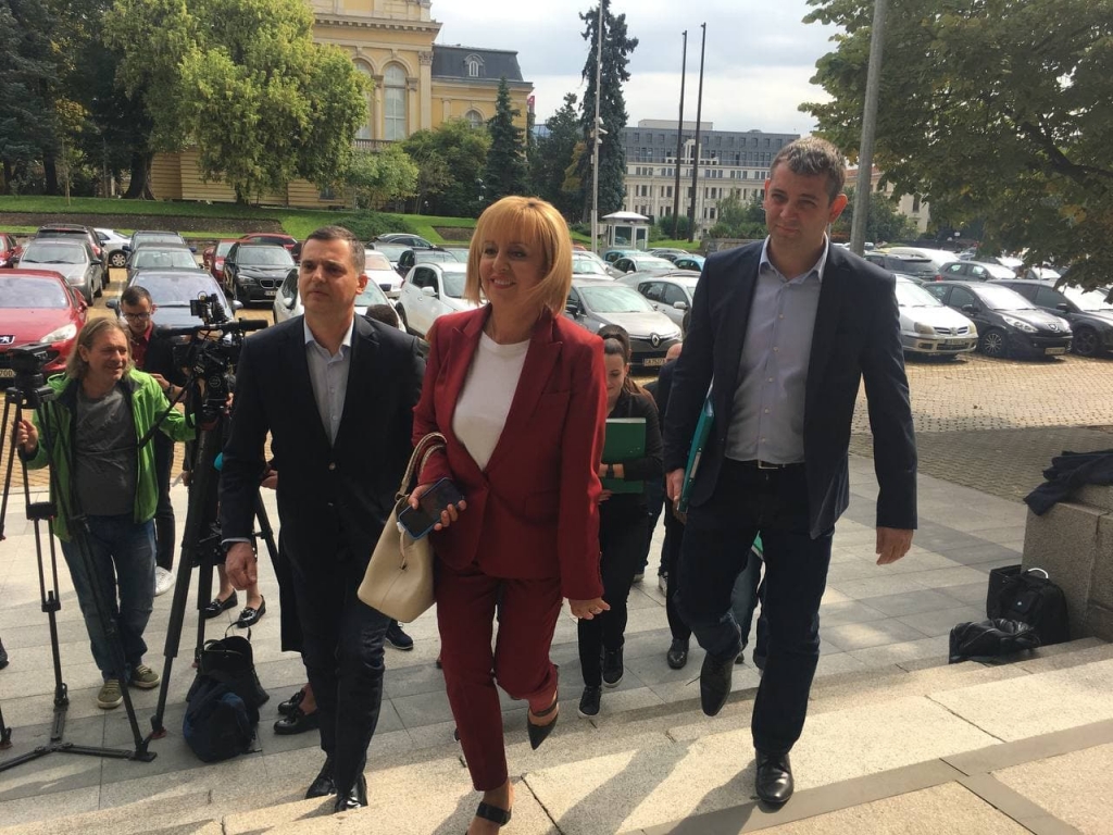 Мая Манолова ще открие кампанията на "Изправи се БГ! Ние идваме!" в петък